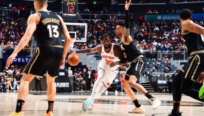 尼克斯时隔十年重返季后赛次轮